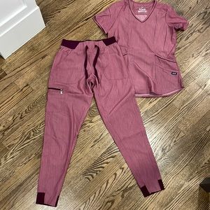 Adar pro women jogger scrubs